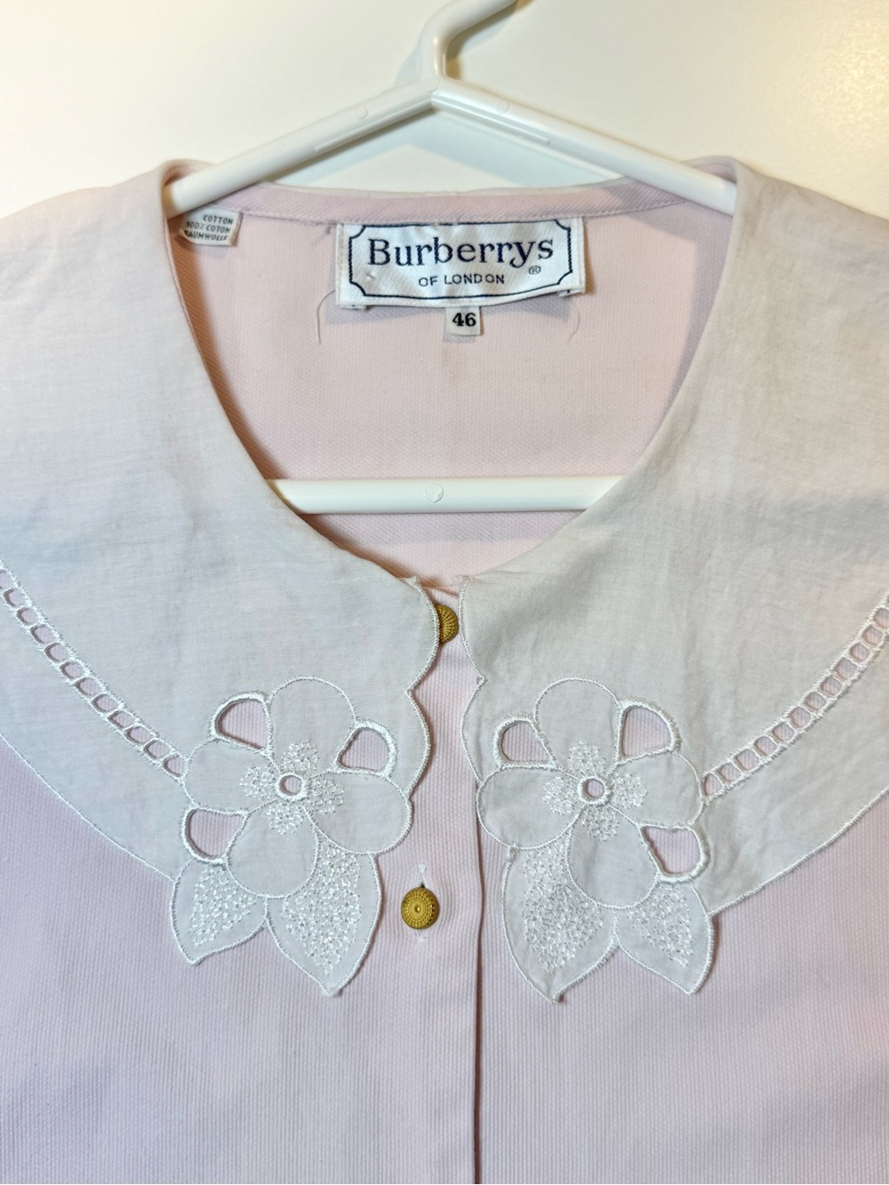 Vintage Burberrys Light Pink Peter Pan Embroidered Collar Blouse Size 46